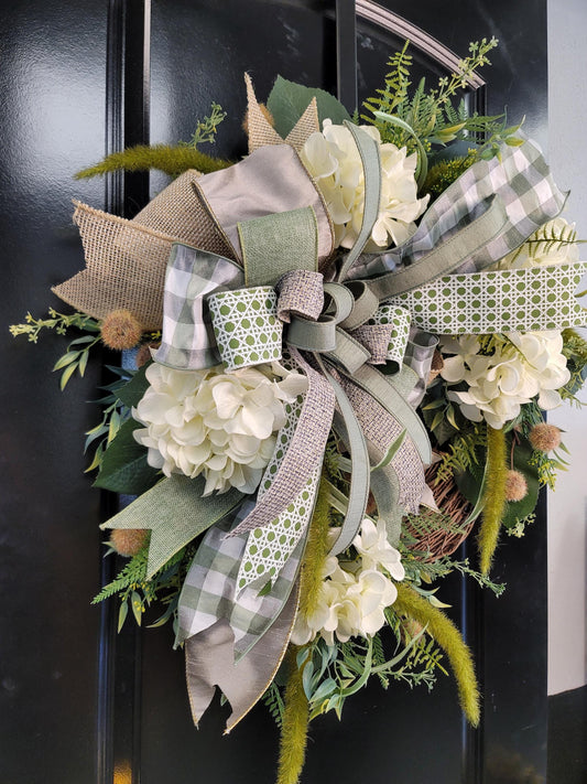 Farmhouse Hydrangea Wreath with Burlap & Gingham Bow โ Neutral Green Cream Grapevine Door Dรฉcor