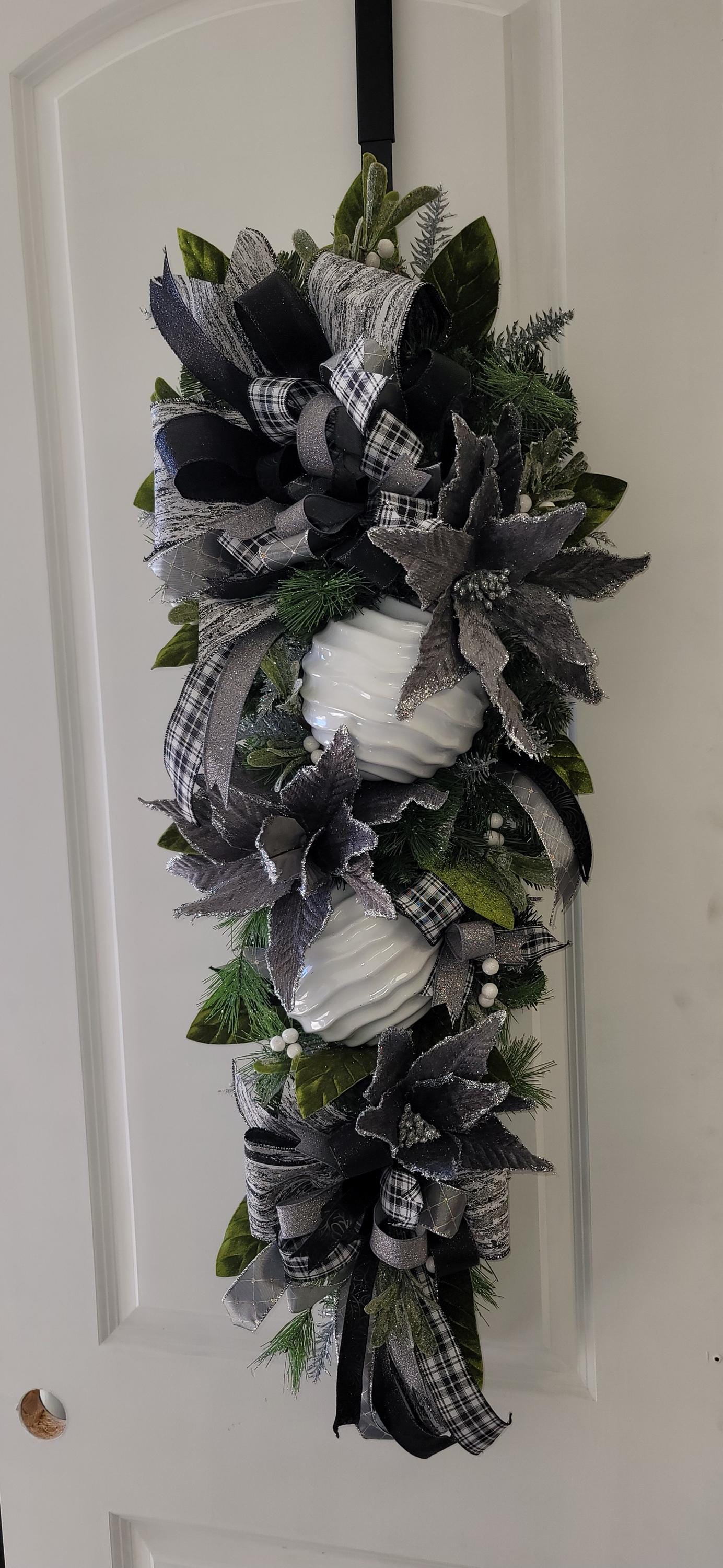 Modern Christmas Swag in Black Silver and White