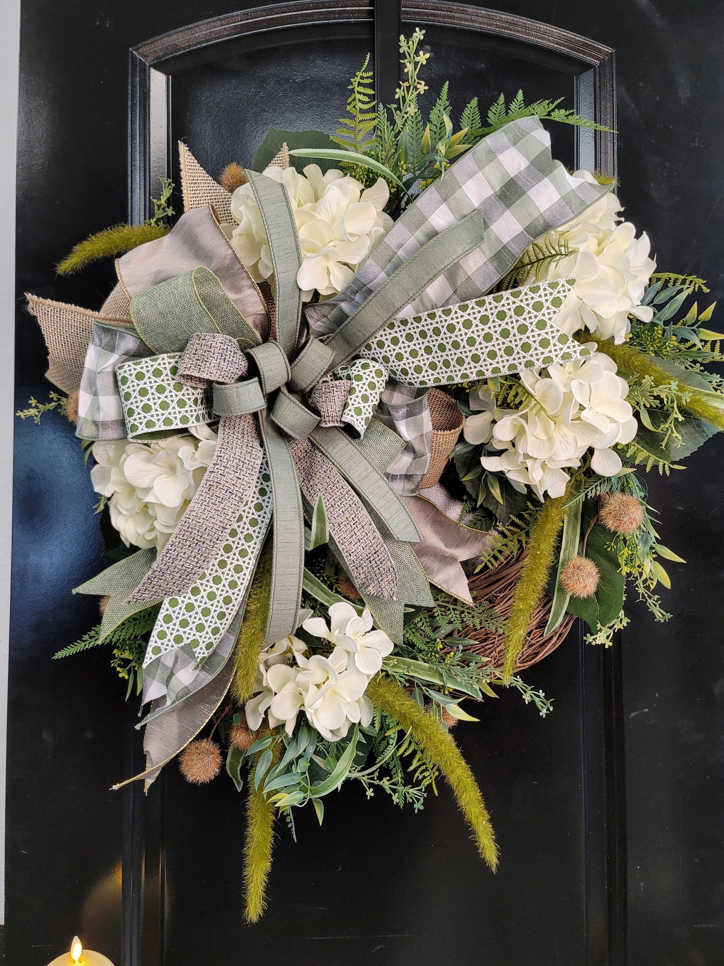 Farmhouse Hydrangea Wreath with Burlap & Gingham Bow – Neutral Green Cream Grapevine Door Décor