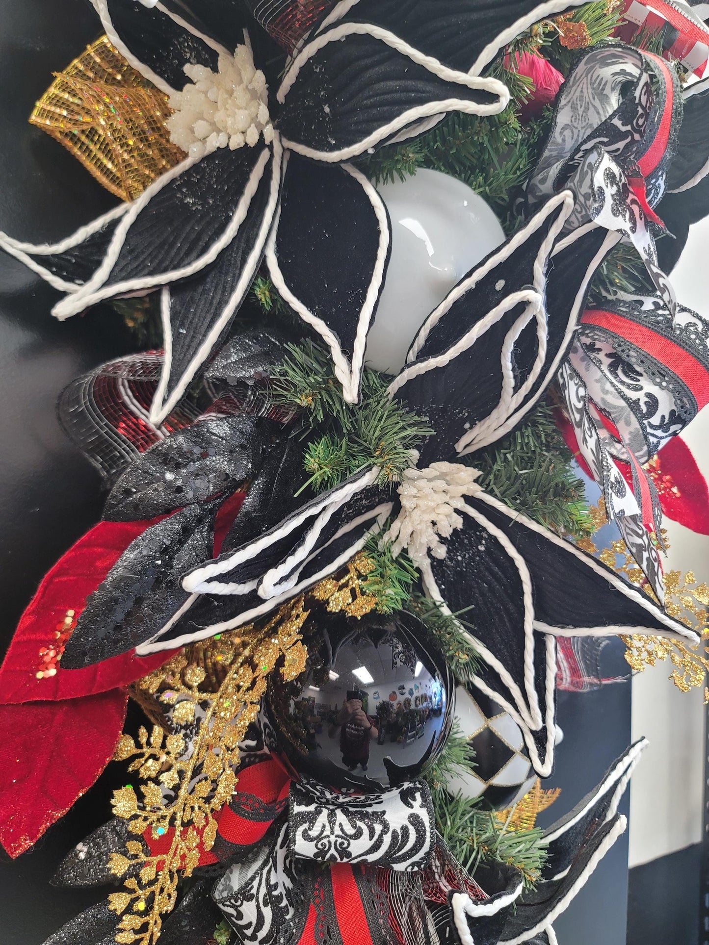 Elegant Christmas Swag – Black, Red & Gold Holiday Door Decor with Velvet Poinsettias
