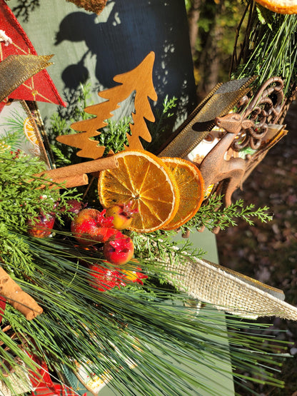 Rustic Christmas Wreath | Dried Oranges, Cinnamon, Grapevine